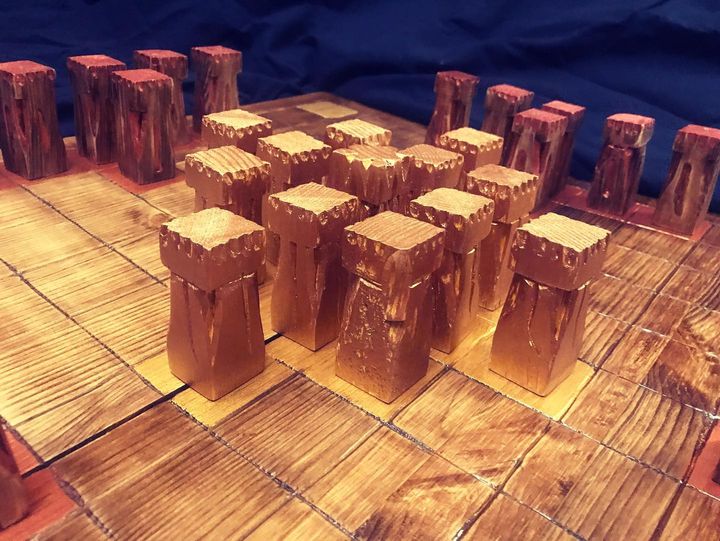 Hnefatafl-and-chess-big-board