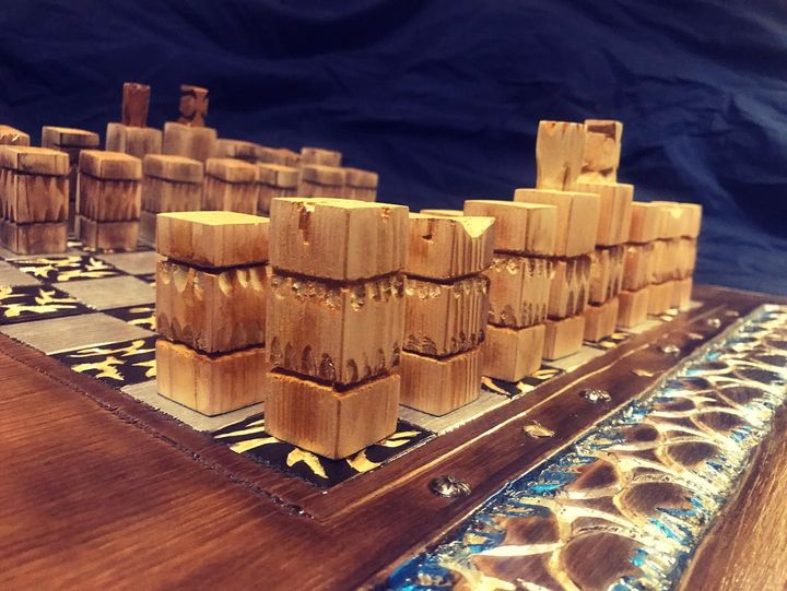 Hnefatafl-and-chess-big-board